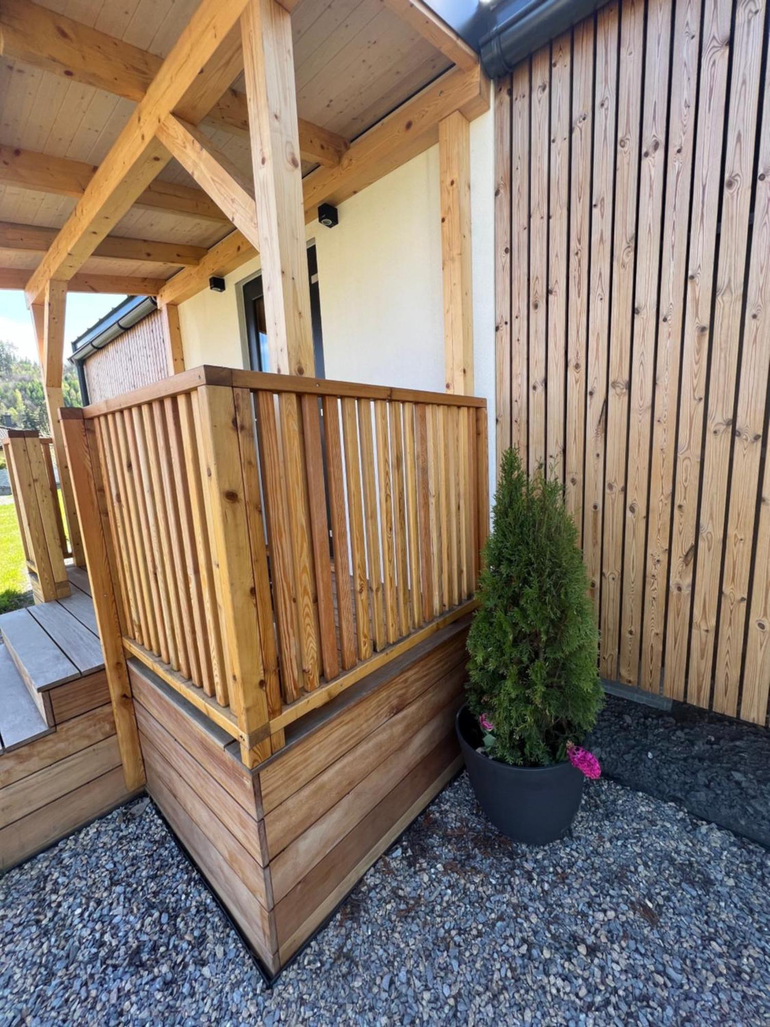 Domcek Pod Vezami S Virivkou A Grilom, Pri Termalnom Kupalisku Apartment ลิปโตว์สกียาน ภายนอก รูปภาพ