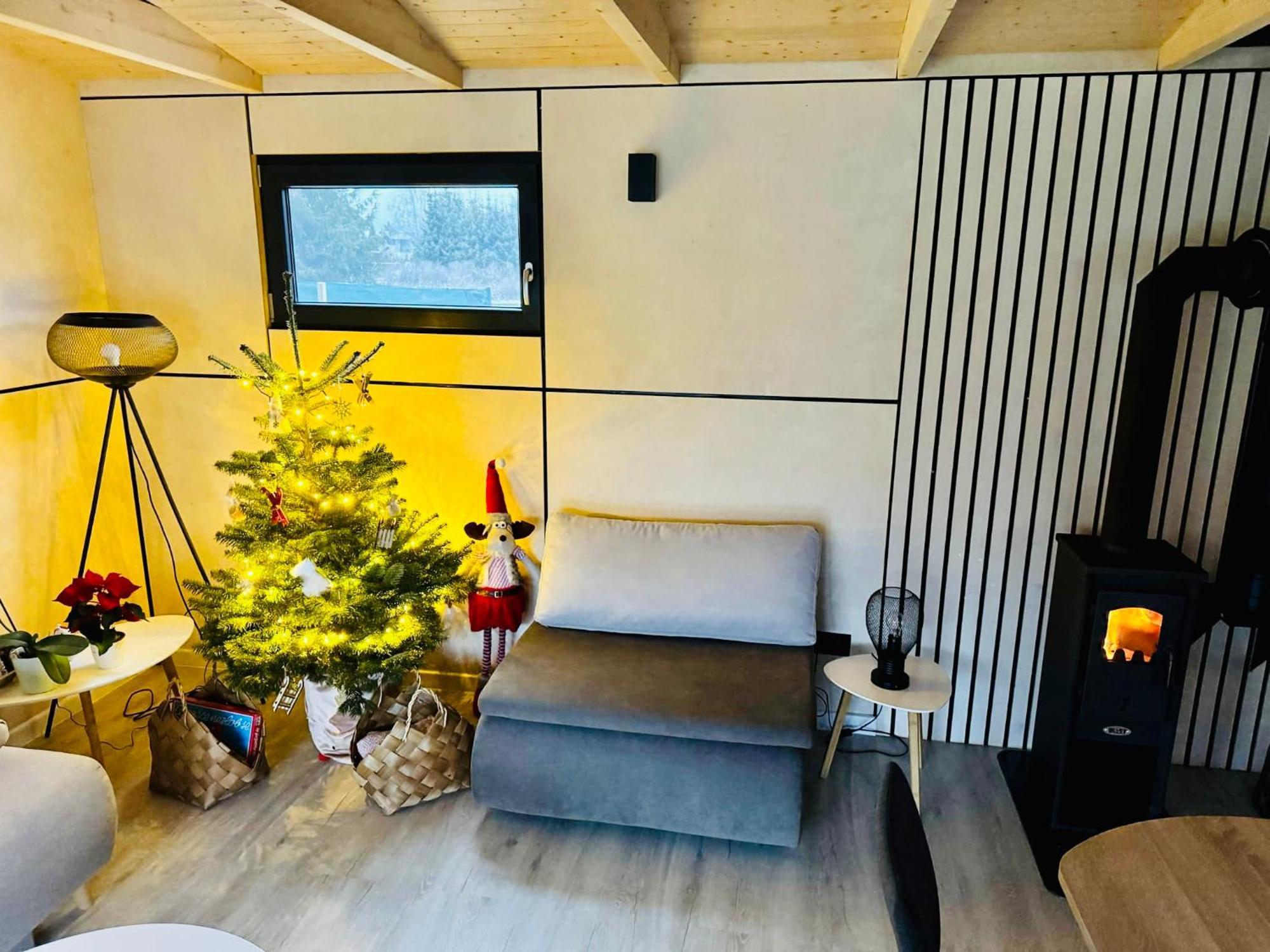 Domcek Pod Vezami S Virivkou A Grilom, Pri Termalnom Kupalisku Apartment ลิปโตว์สกียาน ภายนอก รูปภาพ